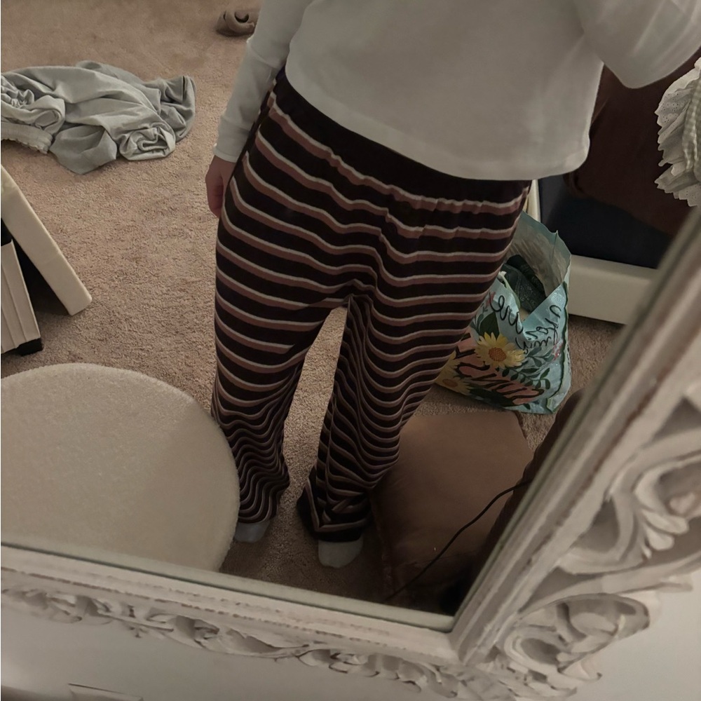 Daily Drills Cashmere Resort Pants (coco and wine)- size XS/S